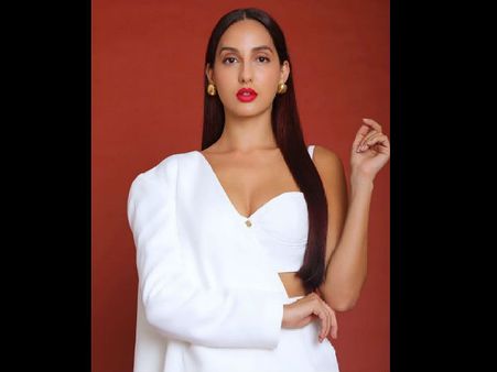 Nora Fatehi Shares Story Of Being BULLIED And CHEATED By Casting Agents!