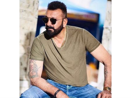 Happy Birthday Sanjay Dutt: Farhan Akhtar, Anil Kapoor & Others Wish The B-Town Rockstar!