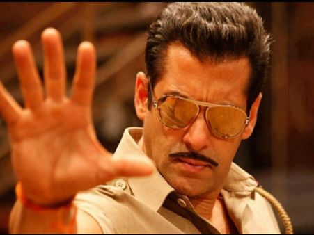 Salman Khan Puts In Place ‘No Phones On Set’ Rule While Filming Dabangg 3; Find Out Why!