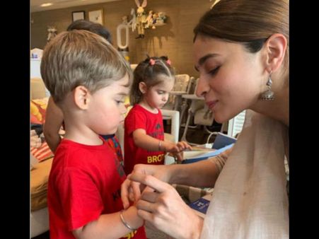 Raksha Bandhan 2019 PICS: Alia Bhatt, Sonam Kapoor & Others Celebrating Rakhi Will Melt Your Heart
