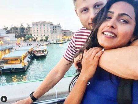 Samyuktha Hegde Misses Her Beau From Foreign Land, But Fans Disapprove Of Their PDA On Social Media!