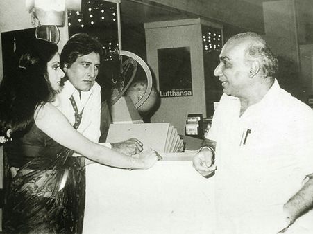 Sridevi's 56th Birth Anniversary Special: Why Yash Chopra Rejected This Climax For 'Chandni'!