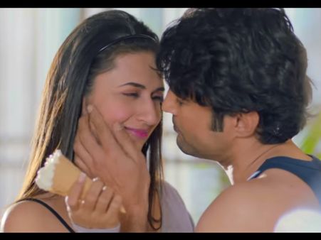Divyanka Tripathi’s New Avatar In Coldd Lassi Aur Chicken Masala’s Song Impresses Fans