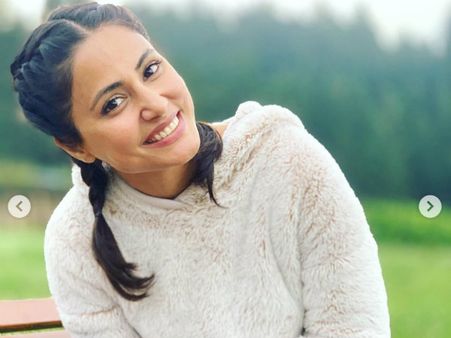 After Successful Cannes Debut, Hina Khan Becomes FIRST TV Star To Represent India At An Event In NY!