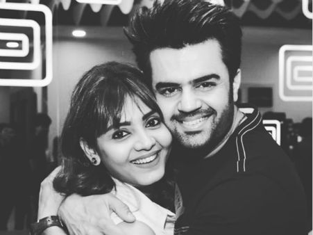 Maniesh Paul Celebrates Birthday In A Unique Way; Takes Underprivileged Kids To Entertainment Hub