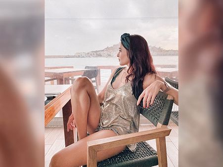 Samantha Akkineni Shares Bold Photo, Gets Trolled For ‘Insulting’ Indian Culture