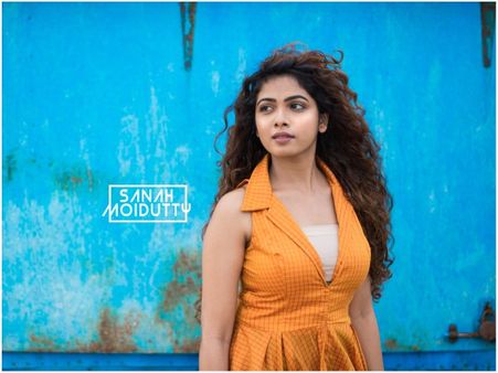 Sanah Moidutty Is Back With Her Second Tamil Song!