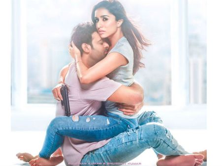 Prabhas & Shraddha Kapoor Remind Us Of Aishwarya Rai Bachchan-Ranbir Kapoor & Salman-Katrina Kaif