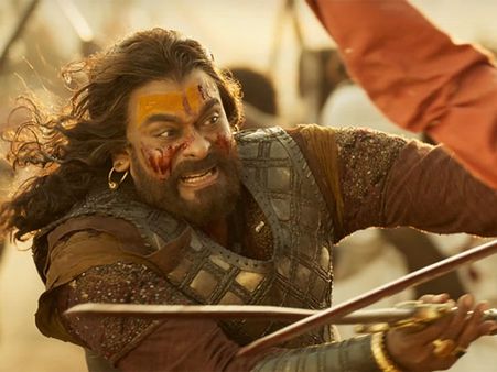 Chiranjeevi Mania Runs Wild: SS Rajamouli, Samantha Akkineni And Nani Praise Sye Raa Trailer