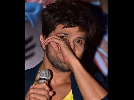 Himesh Reshammiya Gets Teary-eyed; Reacts To Lata Mangeshkar's Remarks On 'Viral Singer' Ranu Mandol