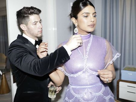 Priyanka Chopra HATES Super Tight Clothes; Her Obsession With Diamonds Will Leave You Shocked!