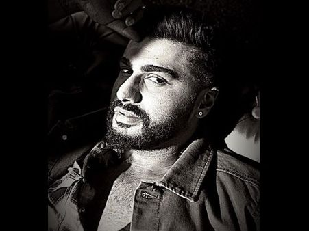 Arjun Kapoor Is All Praise For Panipat Director Ashutosh Gowarikar: He Is A GIGANTIC Storyteller