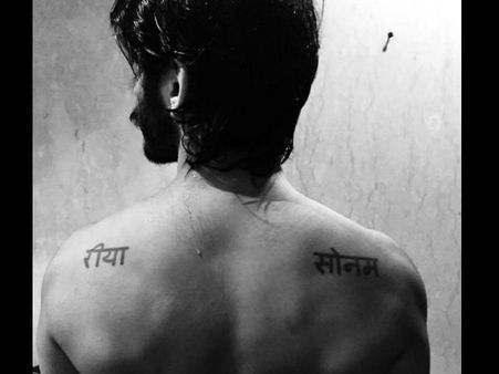 Harshvardhan Kapoor Gets His Sisters, Sonam Kapoor & Rhea Kapoor’s Names Tattooed On His Back!