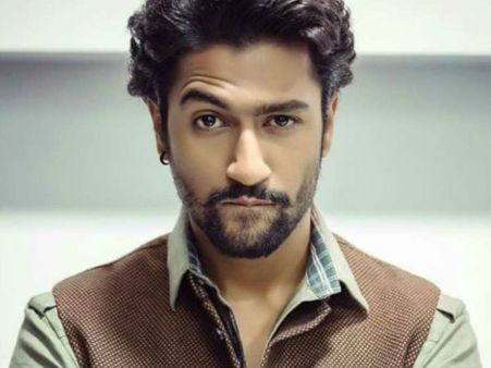 Vicky Kaushal Recounts His Craziest Fan Experience; A Woman Landed Up At His House!