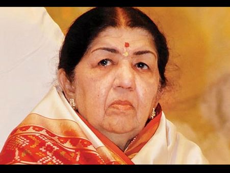 Lata Mangeshkar To Be Conferred ‘Daughter Of The Nation’ Title On Her 90th Birthday