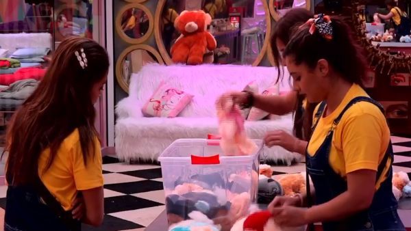 Bigg Boss 13 Day 17: Bigg Boss Angry With Contestants For Not Taking Ticket To Finale Task Seriously