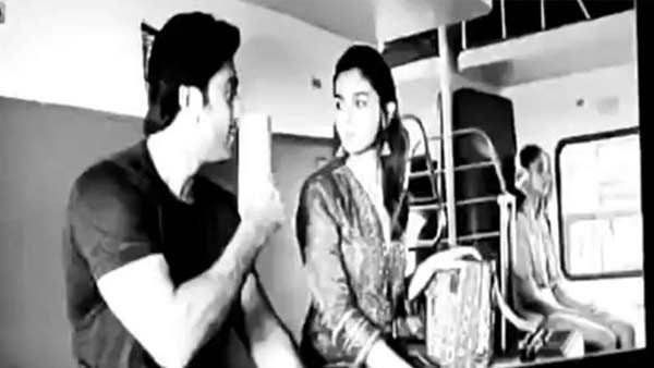 Video Of Alia Bhatt and Ranbir Kapoor Taking A Train Ride Goes Viral