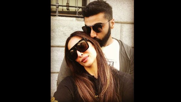 Pic Talk: Arjun Kapoor Gives Malaika Arora A Kiss Of Love; Ranveer Singh Reacts Like A True Friend