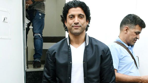 Don 3: Farhan Akhtar Reacts To Replacing Shah Rukh Khan With Ranbir Kapoor Or Ranveer Singh
