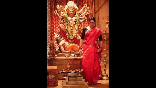 Laxmmi Bomb: Akshay Kumar's Sari-clad Look As Laxmmi Will Leave You Stunned!