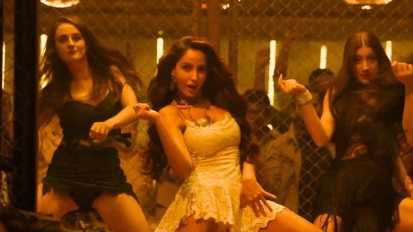 Marjaavaan Song Ek Toh Kum Zindagani: Nora Fatehi Sets The Dance Floor On Fire Once Again!