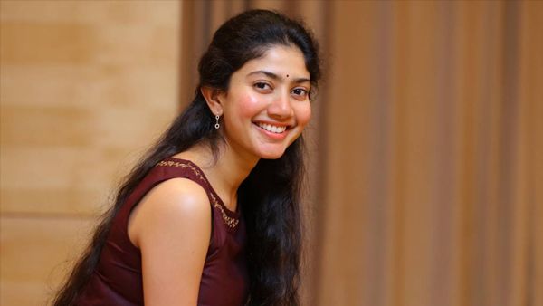 Happy Birthday Sai Pallavi: Here's Why Fidaa Star Is The Best In South Film Industry