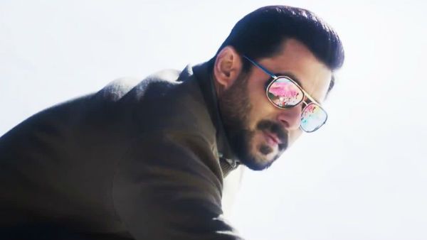 Priyanka Chopra Blacklisted By Salman Khan? Might Never Get To Work With Bhai Again?