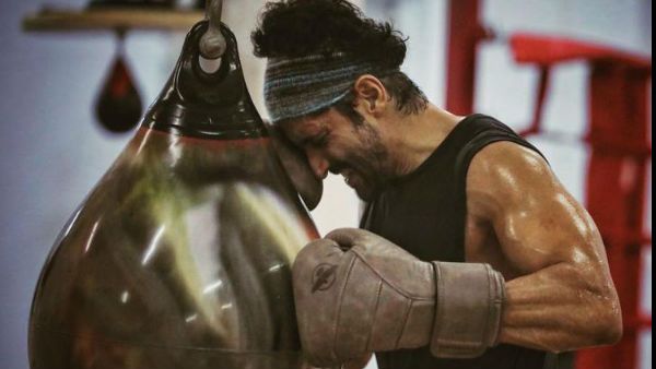 Toofan: Farhan Akhtar Calls Hollywood Action Choregrapher Darrell Foster A ‘Task Master’