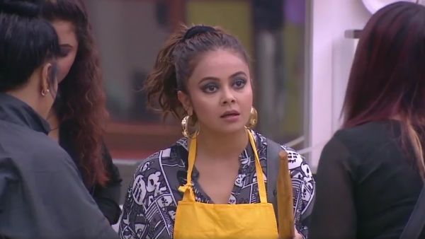 Bigg Boss 13 Day 9 Live Updates: 'Roti Vs Chawal' Divides Bigg Boss House