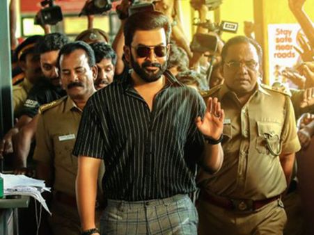 Prithviraj’s Driving License Gets A Release Date!