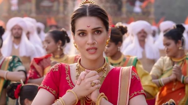 Is Kriti Sanon Affected By Comparisons Between 'Panipat' And 'Bajirao Mastani'? Actress Opens Up