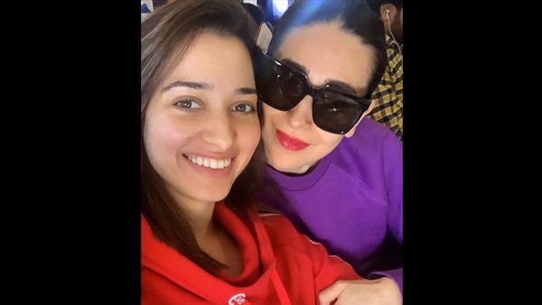 Tamannaah Bhatia Gets Emotional After Meeting 'Idol' Karisma Kapoor On A Flight!