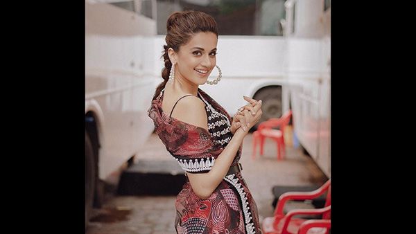 Taapsee Pannu Shuts Down A Man Who Called Her Out For Not Speaking In Hindi!