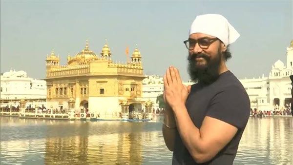 Aamir Khan Visits Golden Temple Amidst Busy Shooting Of ‘Laal Singh Chaddha’