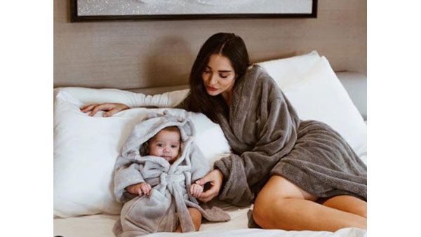 Amy Jackson’s Recent Picture With Her Little Munchkin Andreas Is The Cutest Thing On Internet Today