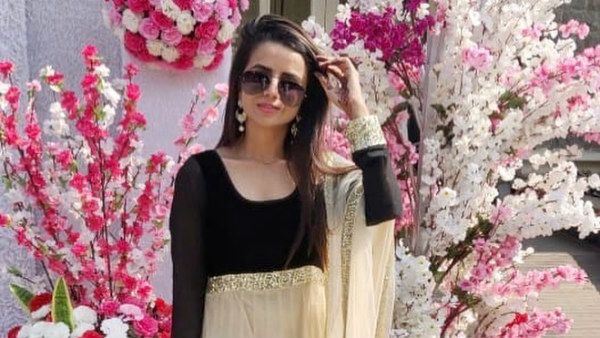 Saath Nibhana Saathiya's Bhavini Purohit And Dhaval Dave To Get Married Next Year!