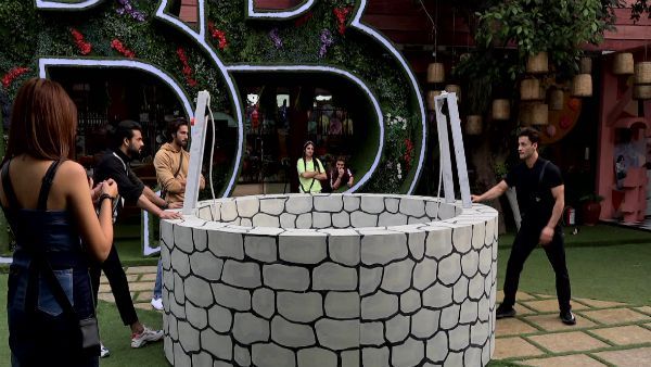 Bigg Boss 13 Day 63 Synopsis - Rashami Desai To Call It Quits?