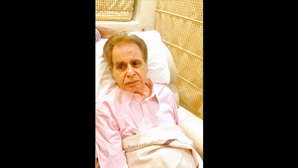 Dilip Kumar Thanks Fans For 'Boundless Love, Affection & Prayers' On 97th Birthday