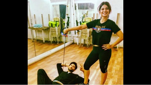 Beyhadh 2: Shivin Narang Gets Injured While Trying To Rescue Jennifer Winget; Actors Petrified