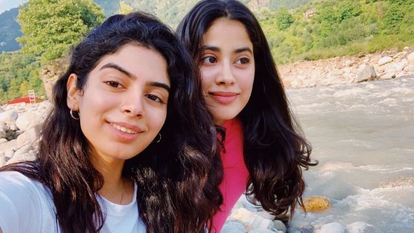 Janhvi Kapoor Welcomes Sister Khushi Back Home With A Warm Hug