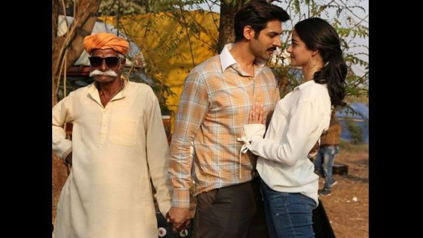 Kartik Aaryan Finds Bhumi Pednekar’s Replacement In This Funny Pati Patni Aur Woh Picture!