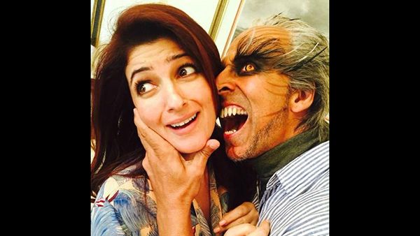 Akshay Kumar's Funny Anniversary Wish For Wife Twinkle; This Is What Their Married Life Looks Like!