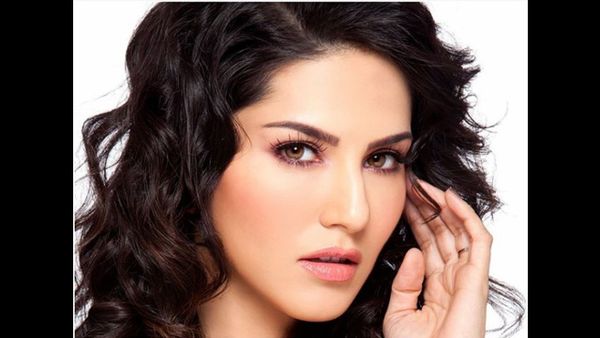 Video: Sunny Leone Had No Clue When Oscars 2020 Happened