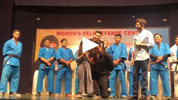 Video: Akshay Kumar Praises This Young Girl For Her Confidence And Self Defence