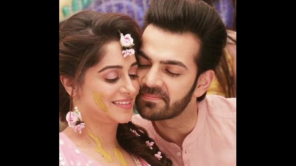 Kahaan Hum Kahaan Tum To Go Off Air Soon; Upset Fans Trend #DontEndKHKT On Twitter