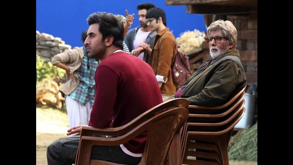 Amitabh Bachchan Says He Needs 4 Chairs To Keep Up With Ranbir Kapoor's Enormous Talent