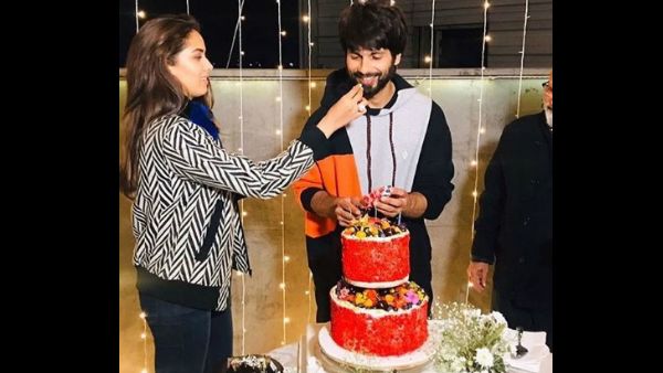 Shahid Kapoor's Birthday Celebrations: Actor Cuts A Cake In Presence Of Wife Mira Rajput & Others