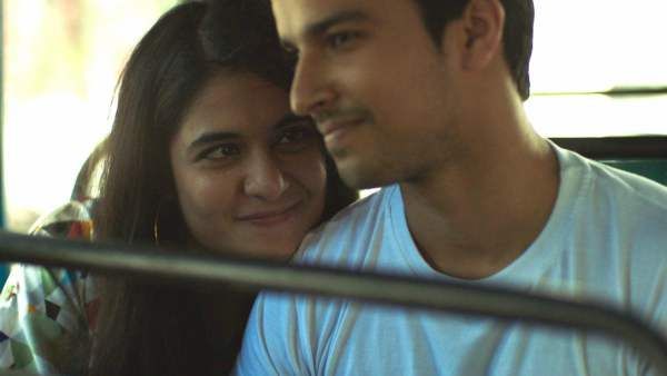 Taj Mahal 1989 Web Series Review: Twitter Is Hailing This Throwback To Old Romance