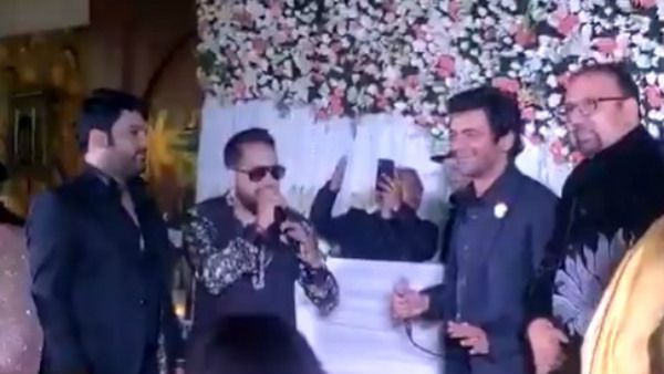 Kapil Sharma & Sunil Grover Reunite On Stage; All Thanks To This Wedding!