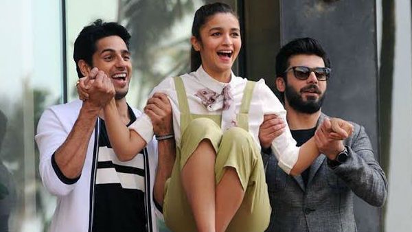 Netizens Celebrate 4 Years Of Kapoor & Sons!